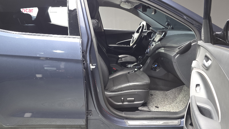 car Hyundai Santa FE id35275 photo #26
