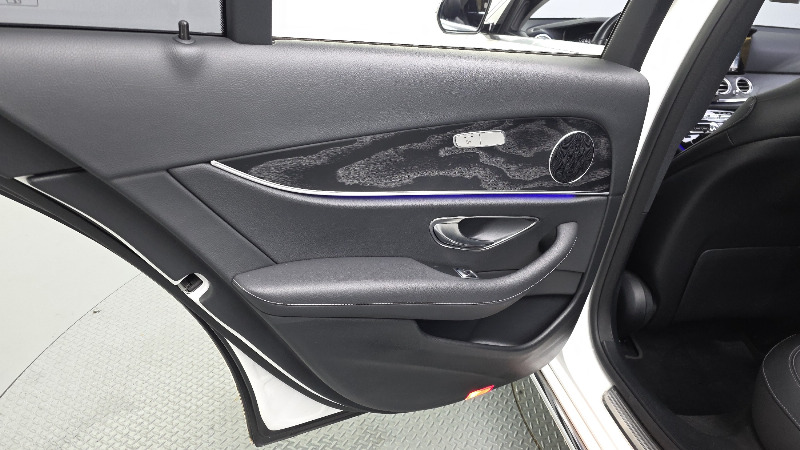 car Mercedes Benz E Class id35791 photo #25