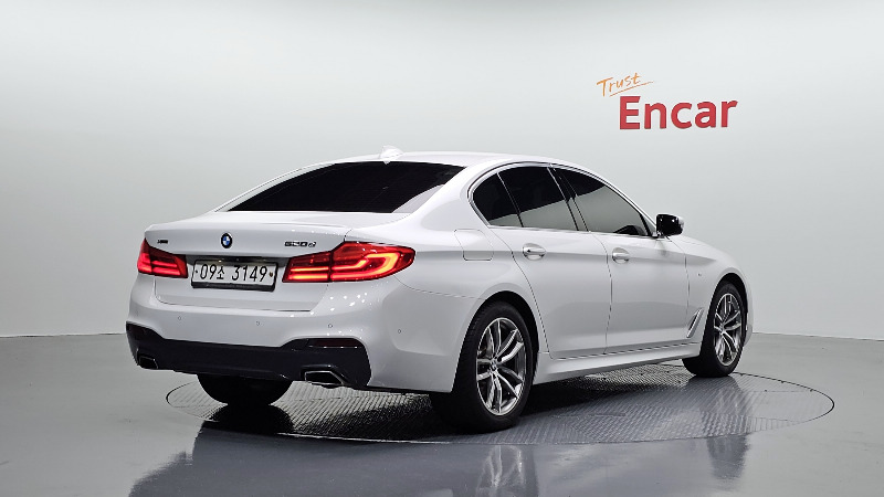 car BMW 5 Series id35828 photo #2