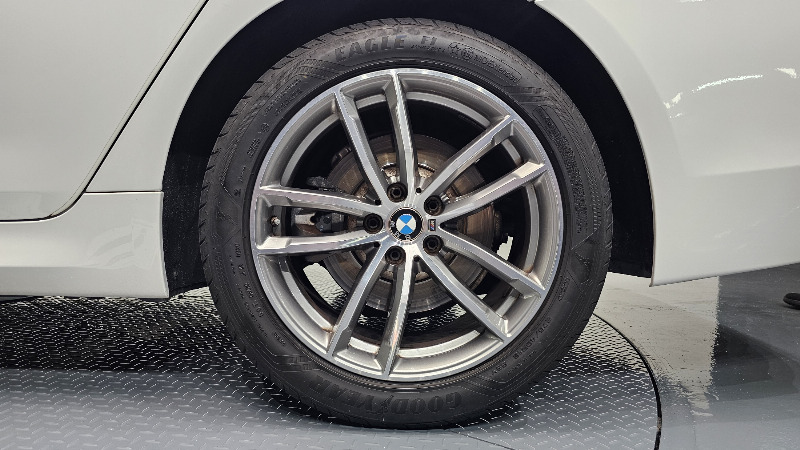 car BMW 5 Series id35828 photo #21
