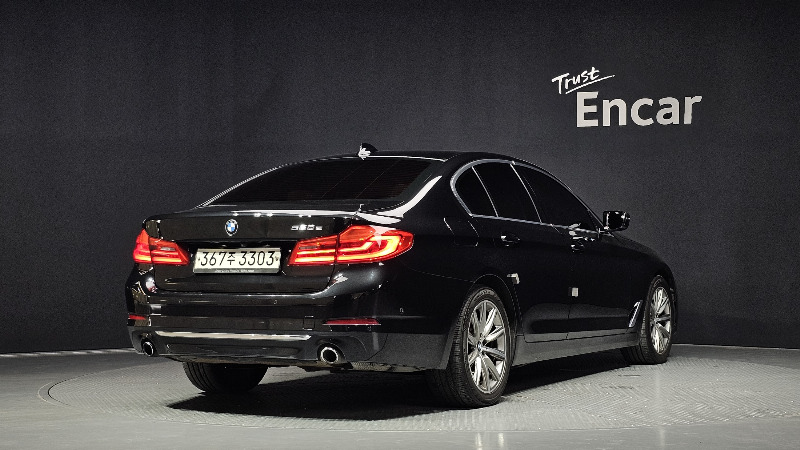 car BMW 5 Series id35831 photo #2