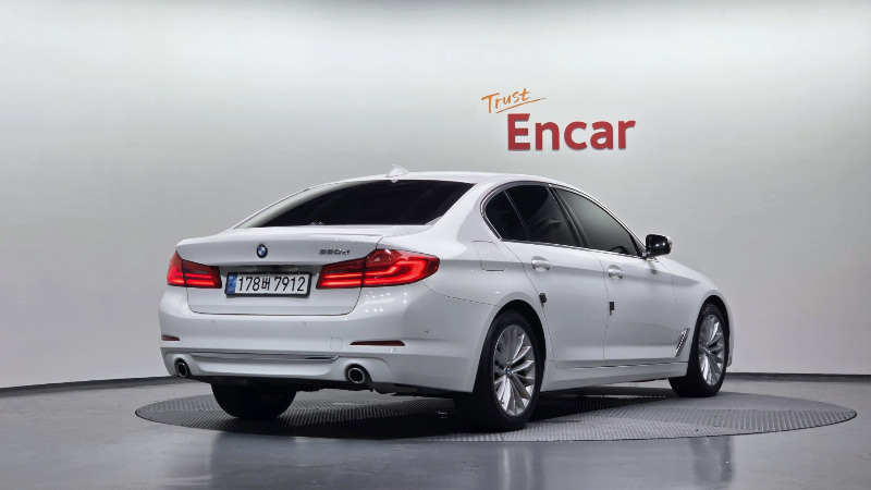 car BMW 5 Series id35834 photo #2