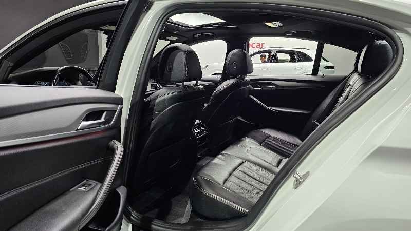 car BMW 5 Series id36130 photo #11