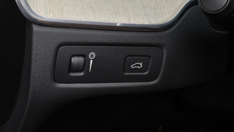 car Volvo XC60 id36157 photo #20