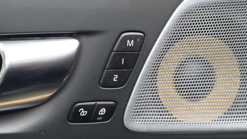 car Volvo XC60 id36157 photo #29