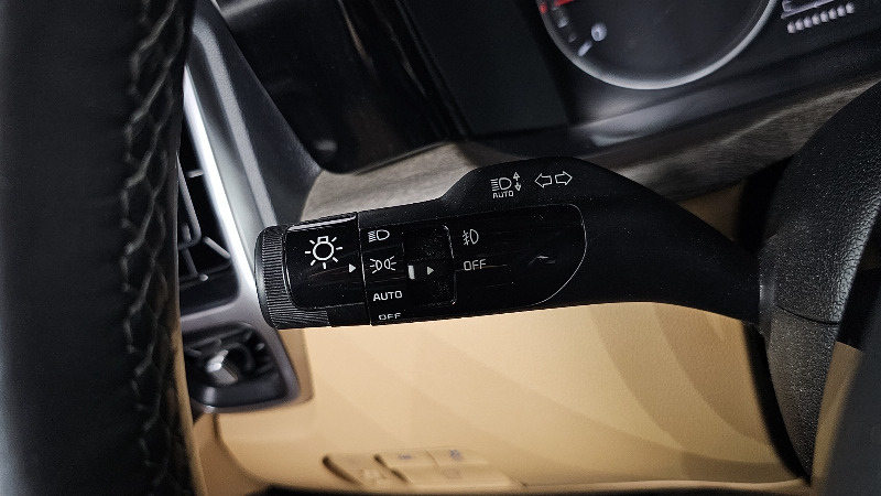 car KIA Sorento id36288 photo #27