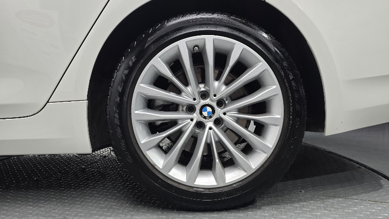 car BMW 5 Series id36310 photo #21