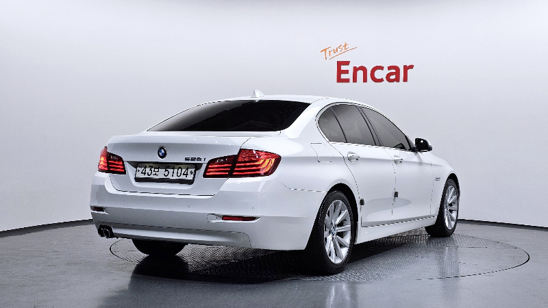 car BMW 5 Series id36387 photo #2