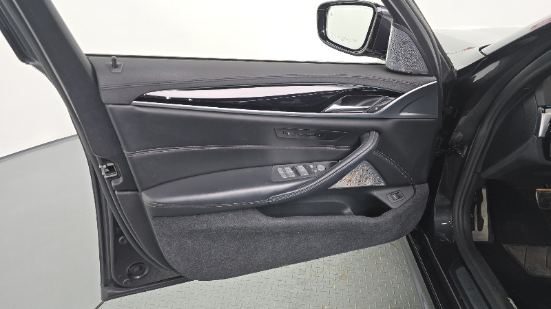 car BMW 5 Series id36481 photo #24