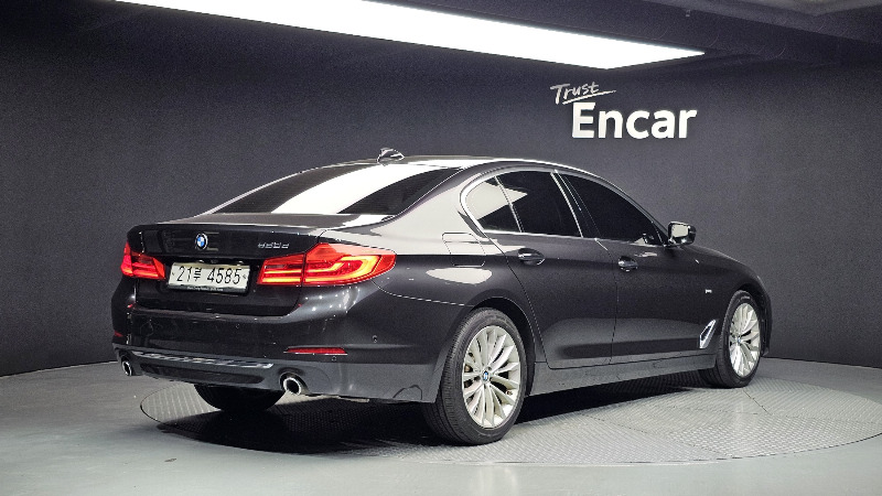 car BMW 5 Series id36489 photo #2