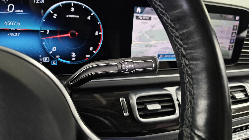 car Mercedes Benz GLE id36899 photo #9