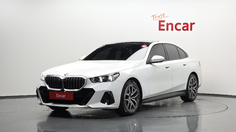 car BMW 5 Series id36989 main photo