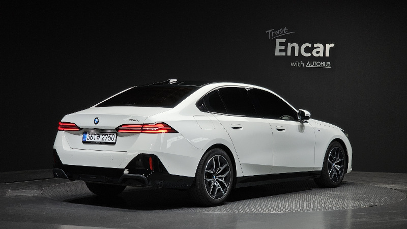 car BMW 5 Series id37009 photo #2