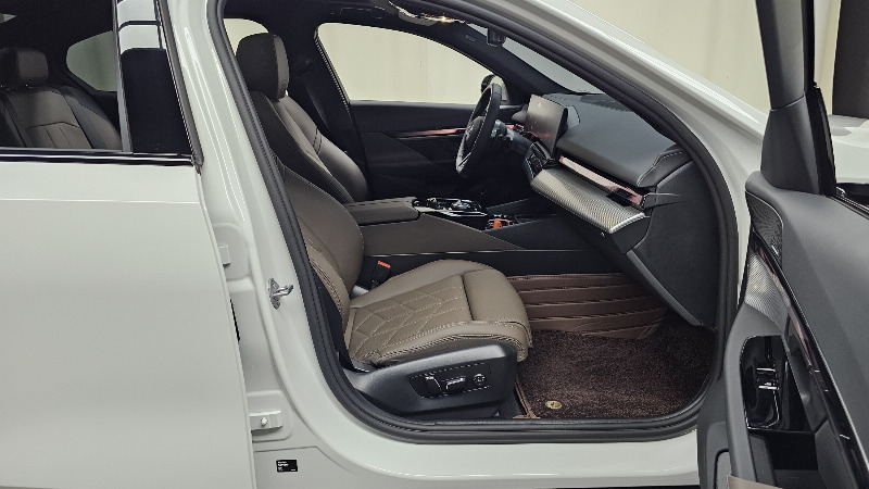 car BMW 5 Series id37009 photo #26