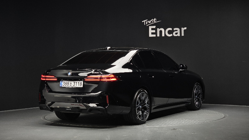car BMW 5 Series id37041 photo #2