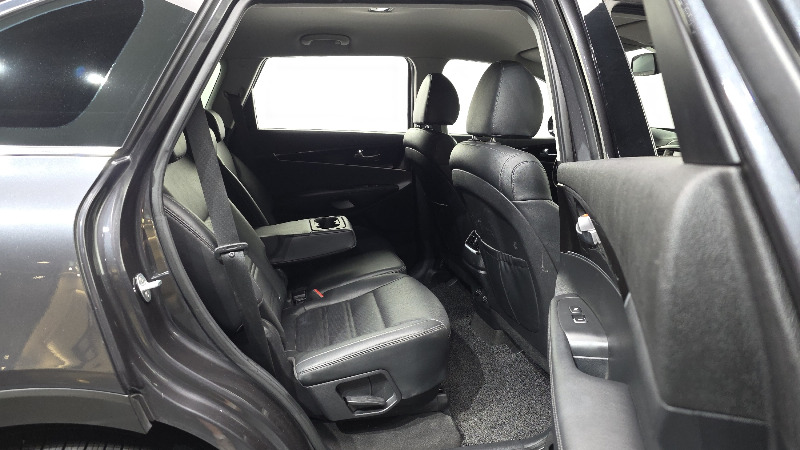 car KIA Sorento id37261 photo #12