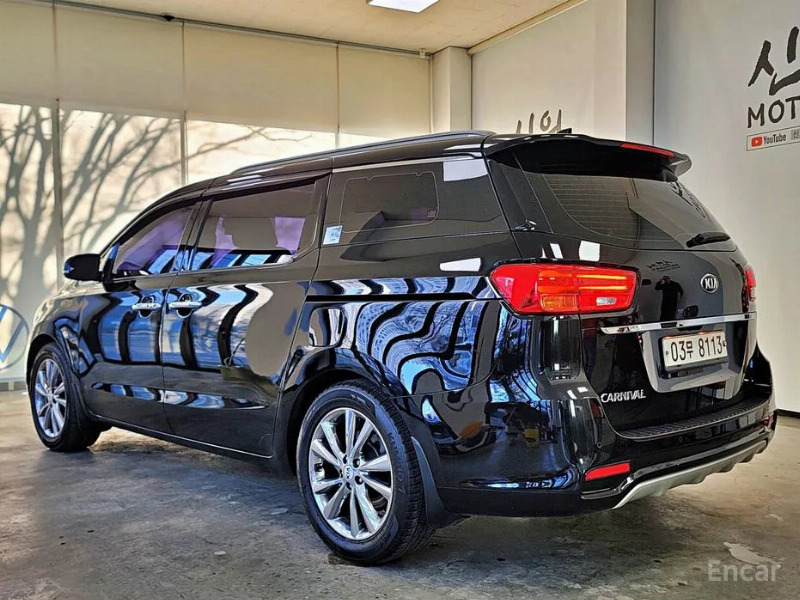 car KIA Carnival id37270 photo #2