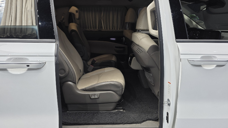 car KIA Carnival id37301 photo #12