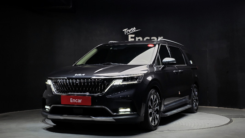 car KIA Carnival id37587 main photo