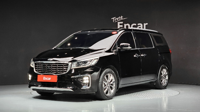 car KIA Carnival id37604 main photo