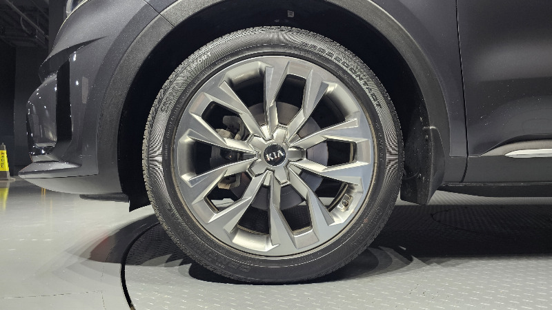 car KIA Sorento id37635 photo #5
