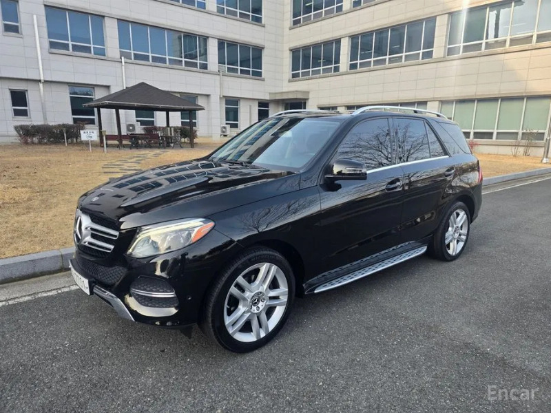car Mercedes Benz GLE id37904 main photo