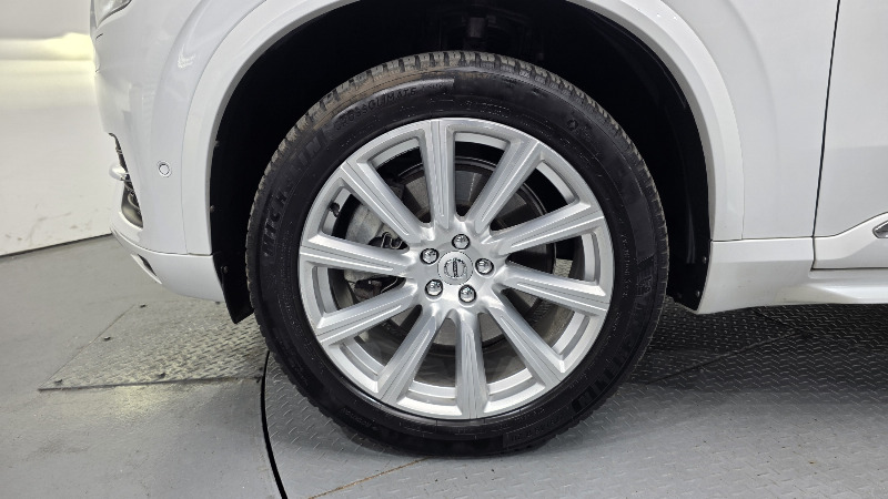 car Volvo XC90 id38051 photo #5