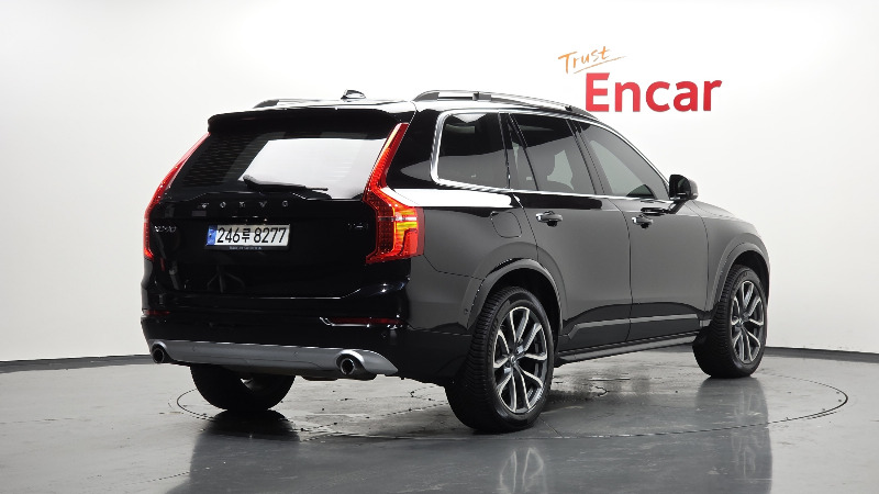 car Volvo XC90 id38073 photo #2