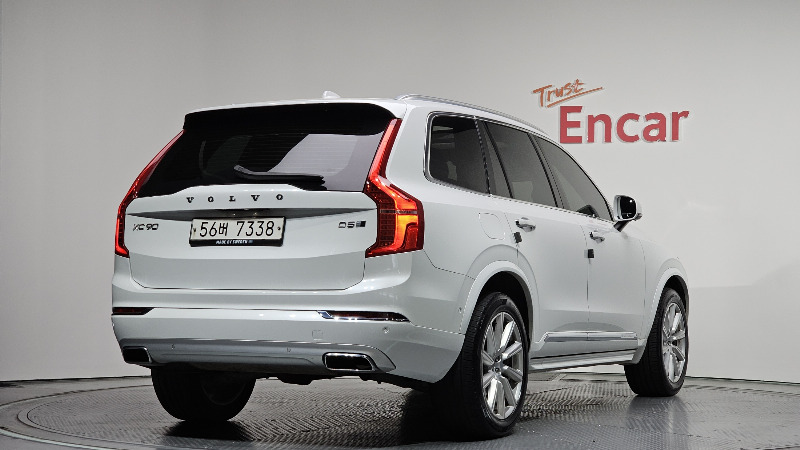 car Volvo XC90 id38075 photo #2