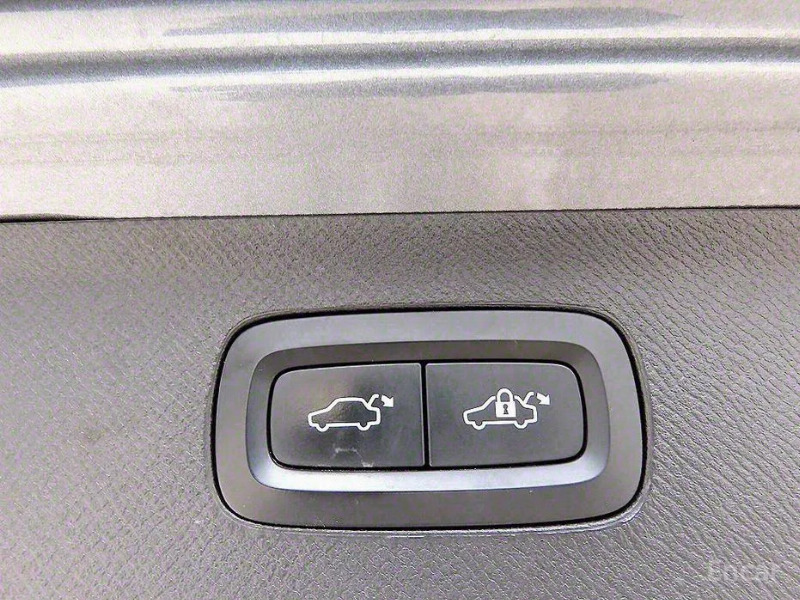 car Volvo XC90 id38093 photo #15