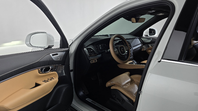 car Volvo XC90 id38105 photo #10