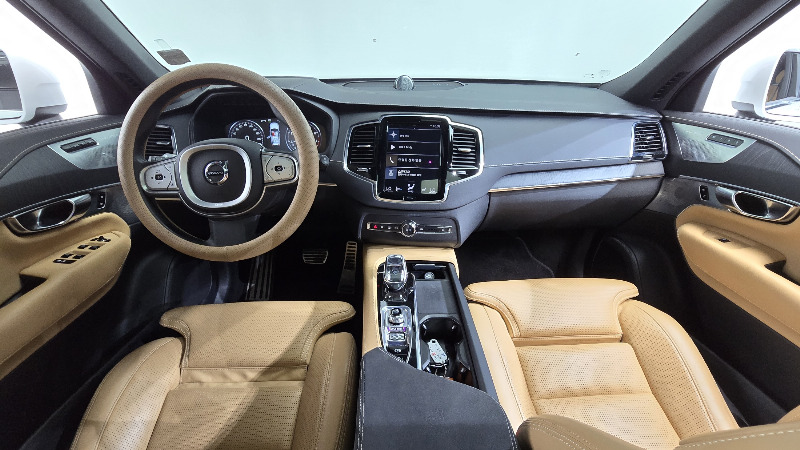 car Volvo XC90 id38105 photo #7