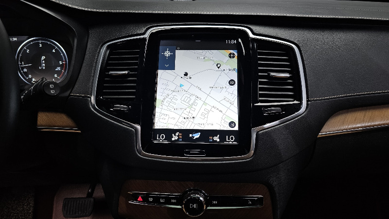 car Volvo XC90 id38119 photo #13