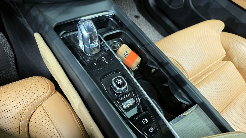 car Volvo XC60 id38123 photo #9