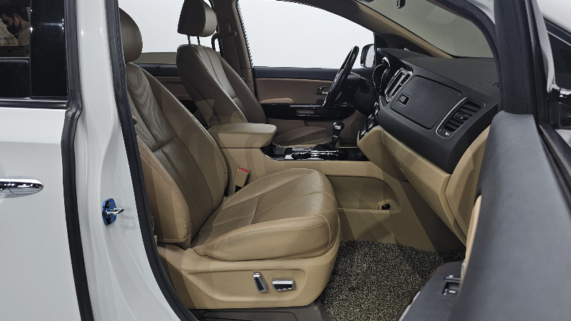 car KIA Carnival id38281 photo #10