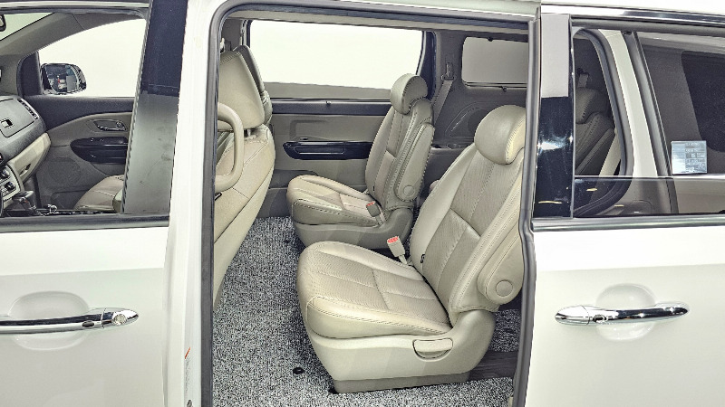 car KIA Carnival id38302 photo #11