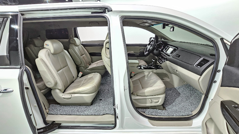 car KIA Carnival id38302 photo #12