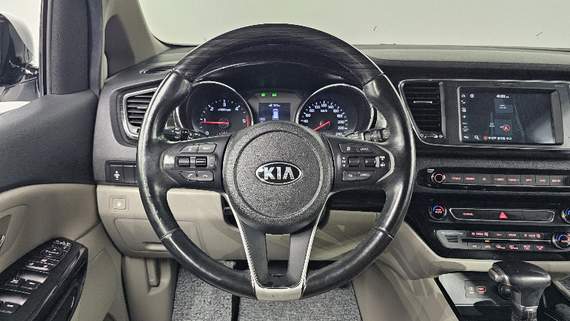 car KIA Carnival id38302 photo #14