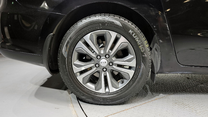 car KIA Carnival id38303 photo #5