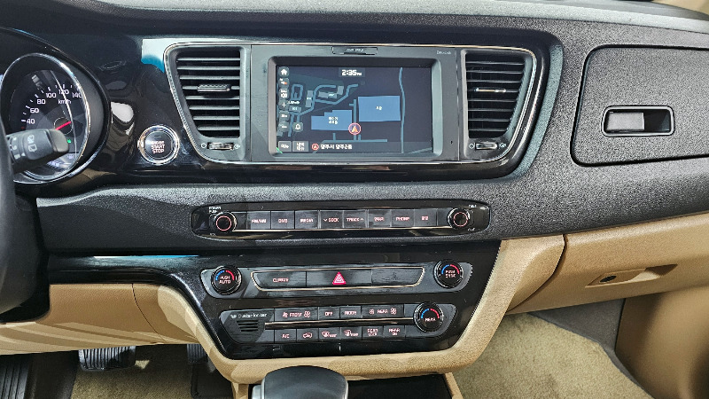 car KIA Carnival id38320 photo #15