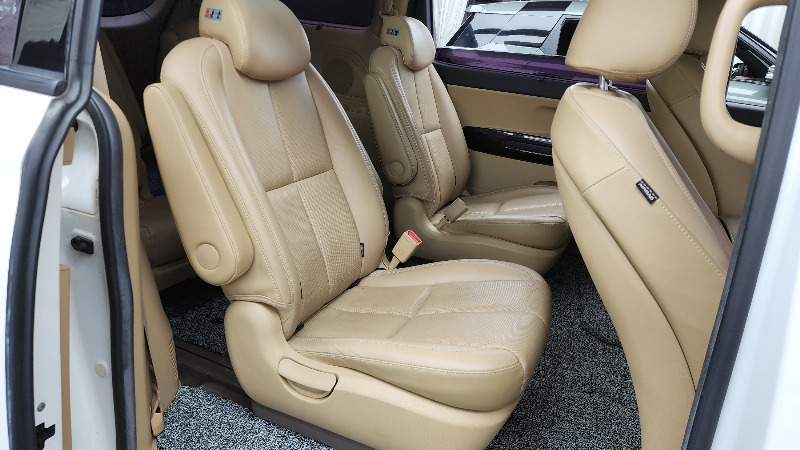 car KIA Carnival id38326 photo #12