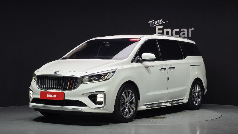 car KIA Carnival id38339 main photo
