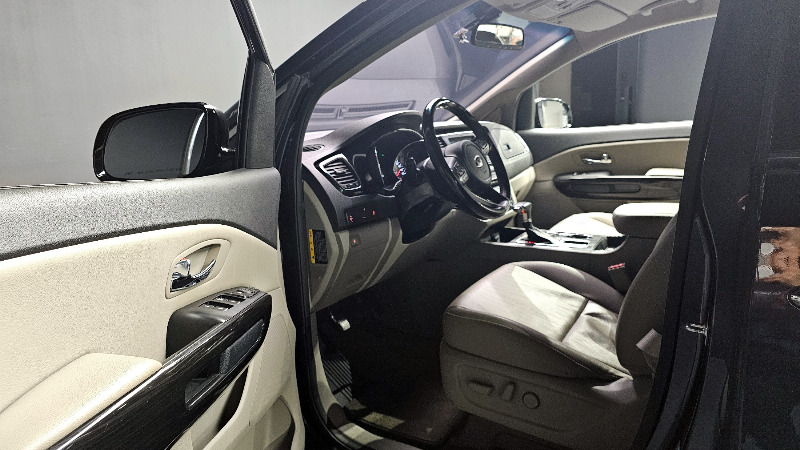 car KIA Carnival id38346 photo #10