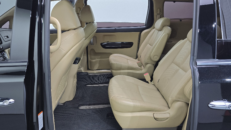 car KIA Carnival id38355 photo #11