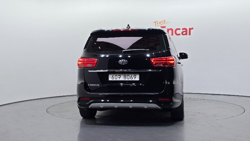 car KIA Carnival id38355 photo #4