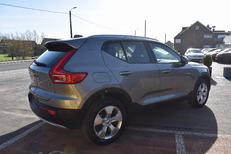 car Volvo XC40 id38541 photo #3