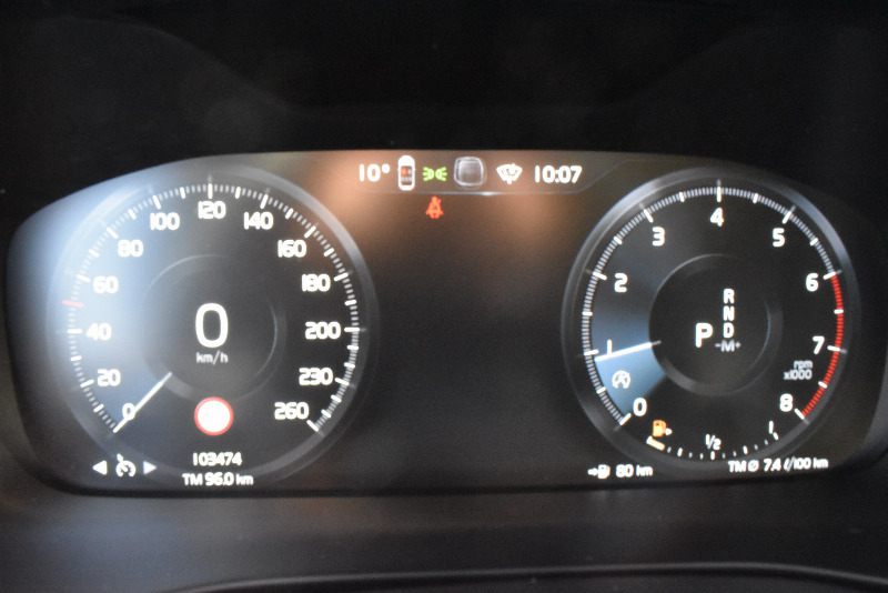 car Volvo XC40 id38541 photo #9