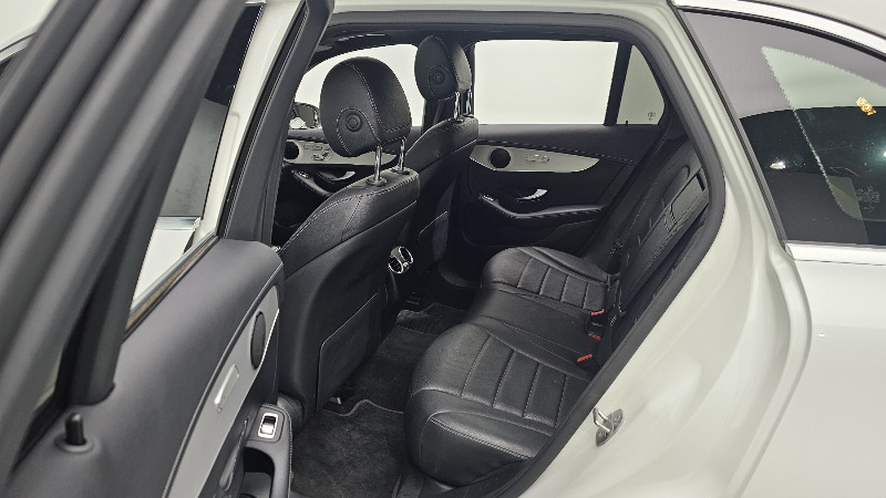 car Mercedes Benz GLC id39011 photo #13