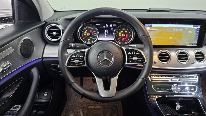 car Mercedes Benz E Class id39304 photo #13