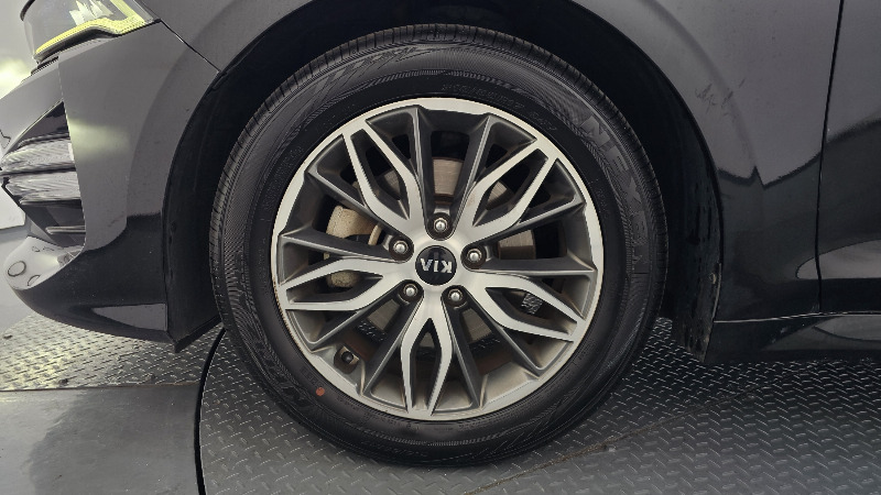 car KIA K5 id39337 photo #5